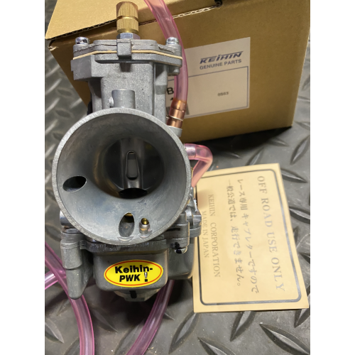 NEW GENUINE KEIHIN PWK 28 CARBURETOR (LEFT IDLE ADJUSTMENT)